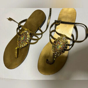 - Nine West Flat Sandals Size 7
